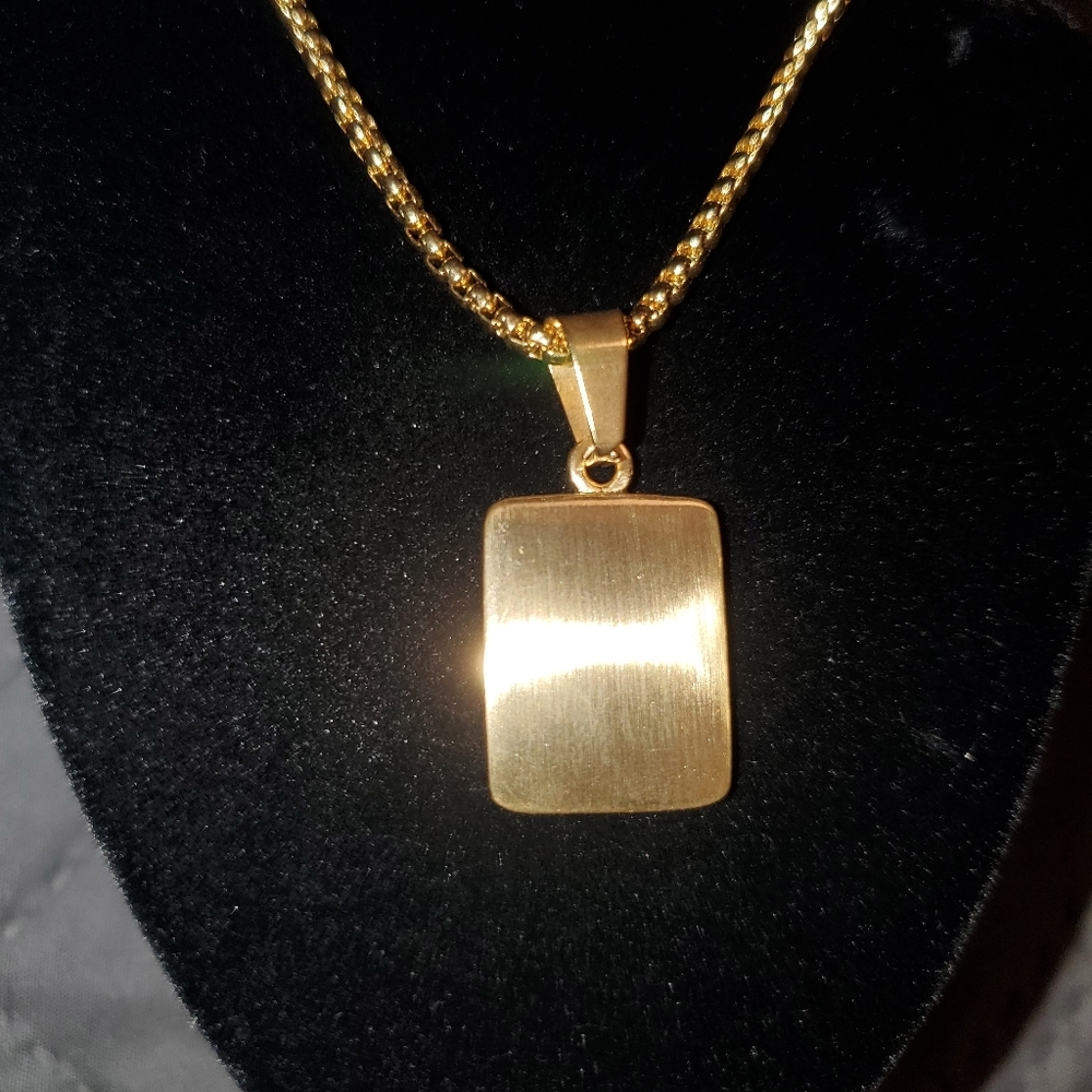 New Gold Plated Initial "F" Box Chain Neck… - Picture 2 of 7